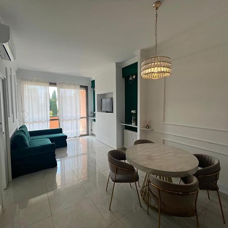 Green House - Parco Tirreno By Ohana Рим Екстериор снимка